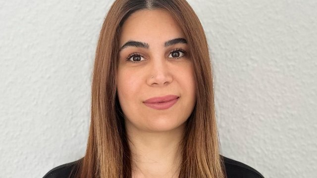 Zeinab Baniasadshiraz